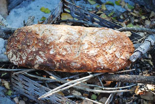 Bushveld-bread-baked-in-fire-Wildmoz.com