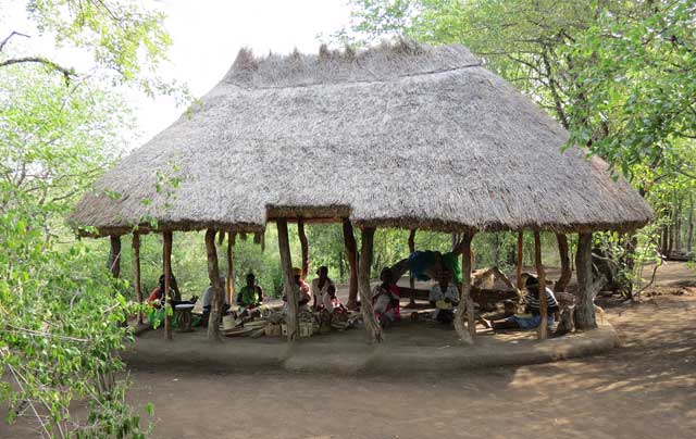 The hut of the chief’s wives -Wildmoz.com